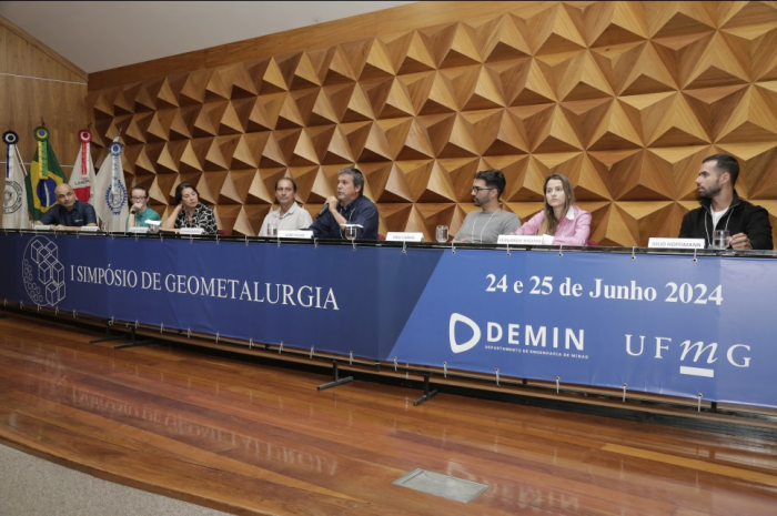 I Simpósio de Geometalurgia reuniu mais de 300 participantes na UFMG