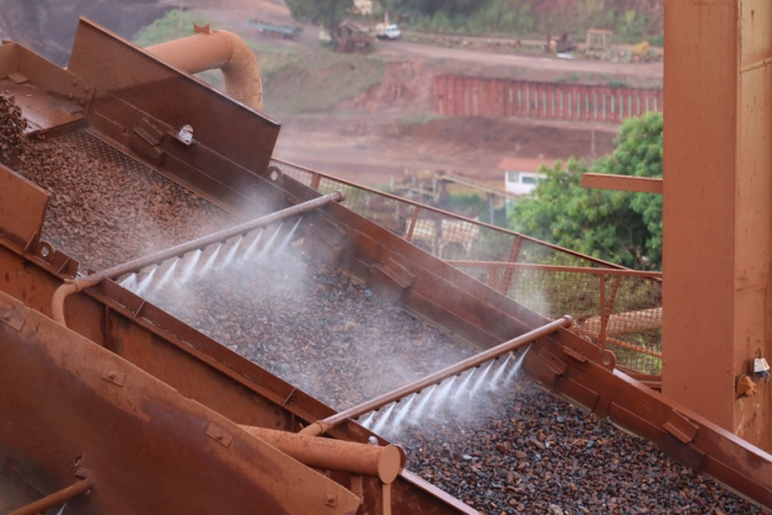 Precisão e sustentabilidade em cada gota na mineração!